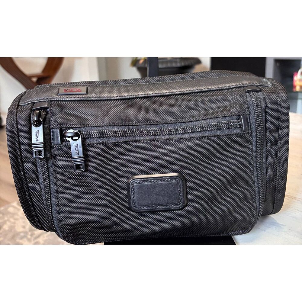 TUMI Alpha 2 Black Ballistic Nylon Hanging Travel/Toiletry Bag